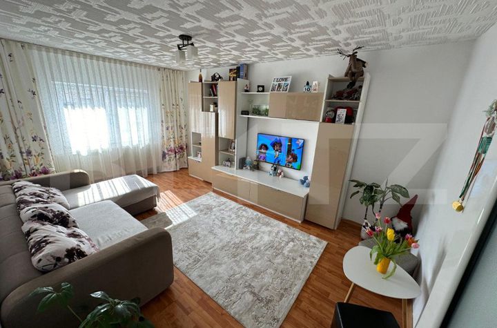 Apartament 3 camere de vanzare CETATE - Alba anunturi imobiliare Alba