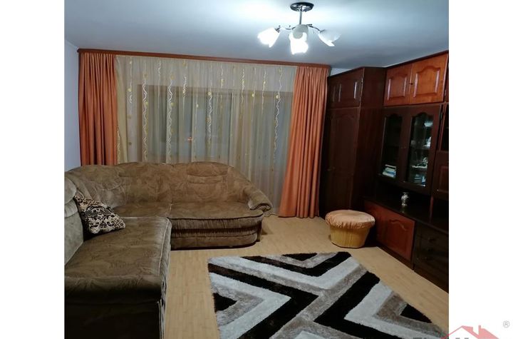 Apartament 2 camere de vanzare AUTOGARA - Vrancea anunturi imobiliare Vrancea