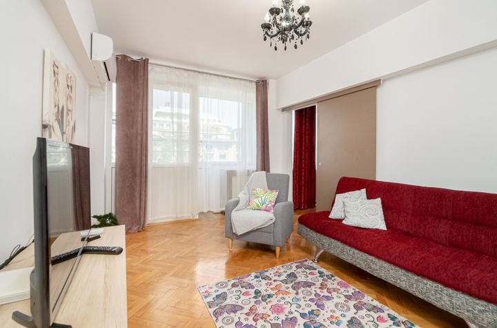 Apartament 2 camere de vanzare ROMANA - Bucuresti anunturi imobiliare Bucuresti