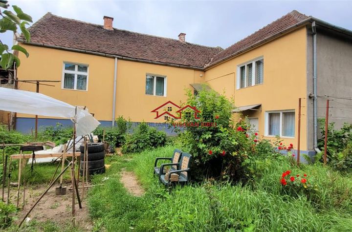 Apartament 4 camere de vanzare CENTRAL - Sibiu anunturi imobiliare Sibiu