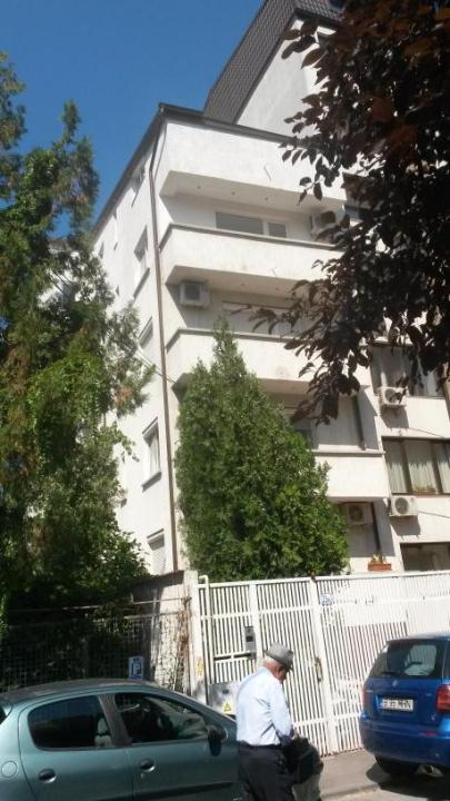 Apartament 3 camere de inchiriat FLOREASCA - Bucuresti