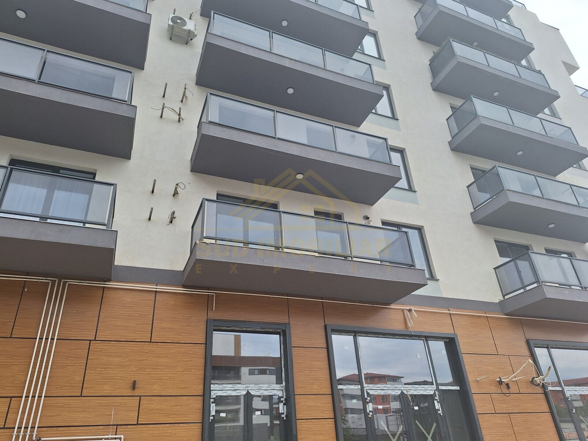 APARTAMENT 2 CAMERE(TIP STUDIO)-ZONA NOUA BIRUINTEI