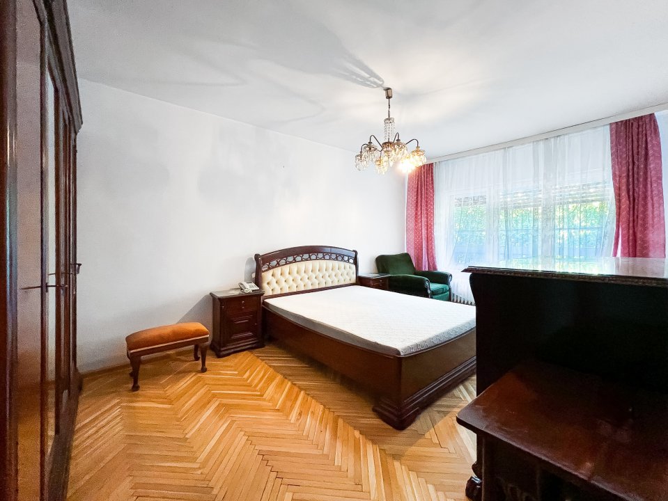 Apartament 3 camere de vanzare UNIRII - Bucuresti